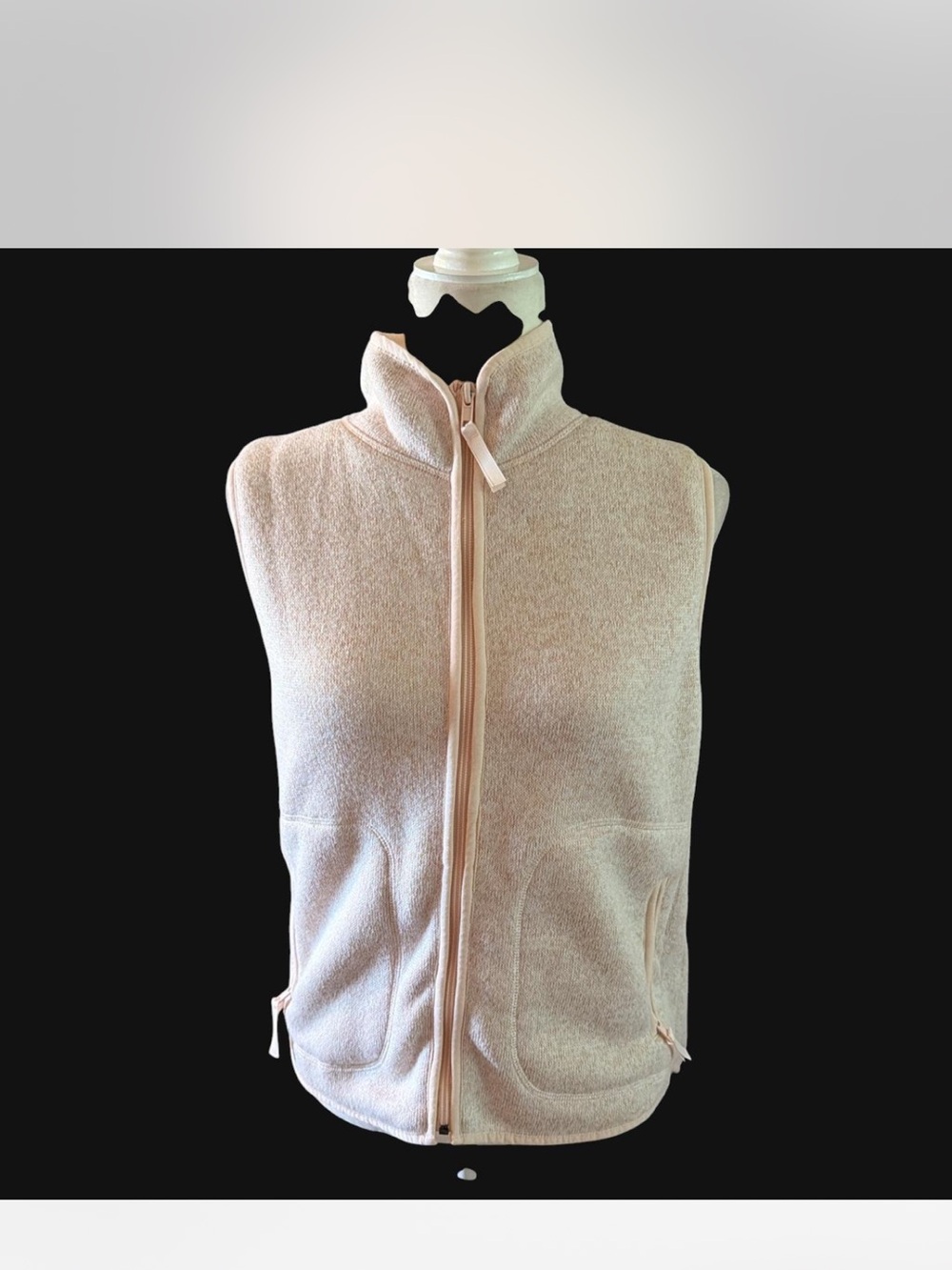 Thread & Supply Medium Vest EUC